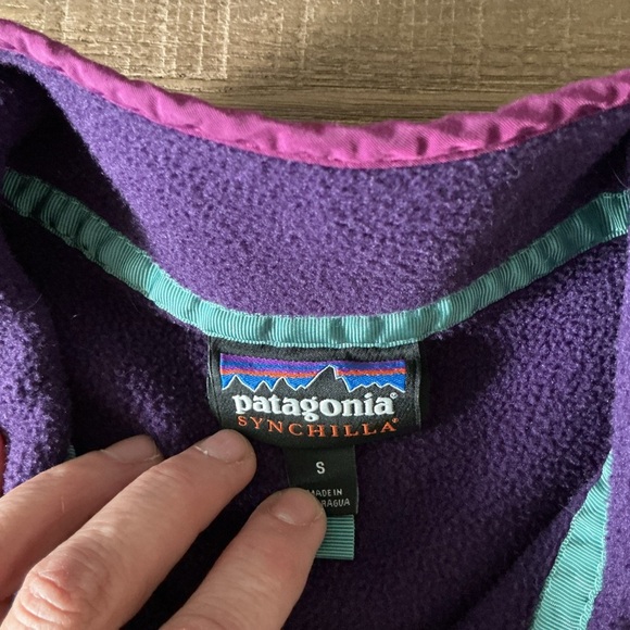 Patagonia Women's Lightweight Synchilla® Snap-T® Pullover
Style #25455 - Picture 2 of 6